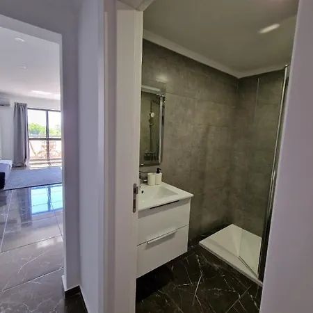 Brand New In Rua Da Oura Appartement *