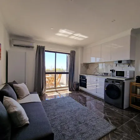 Brand New In Rua Da Oura Appartement